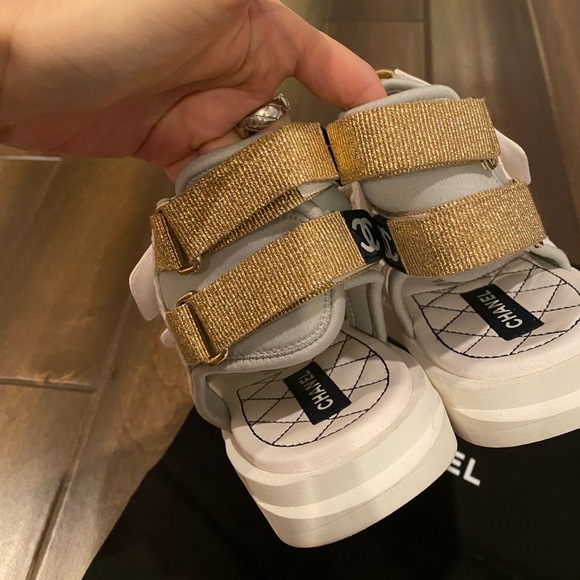 Chanel gladiator sandal *36.5 - Picture 10 of 16